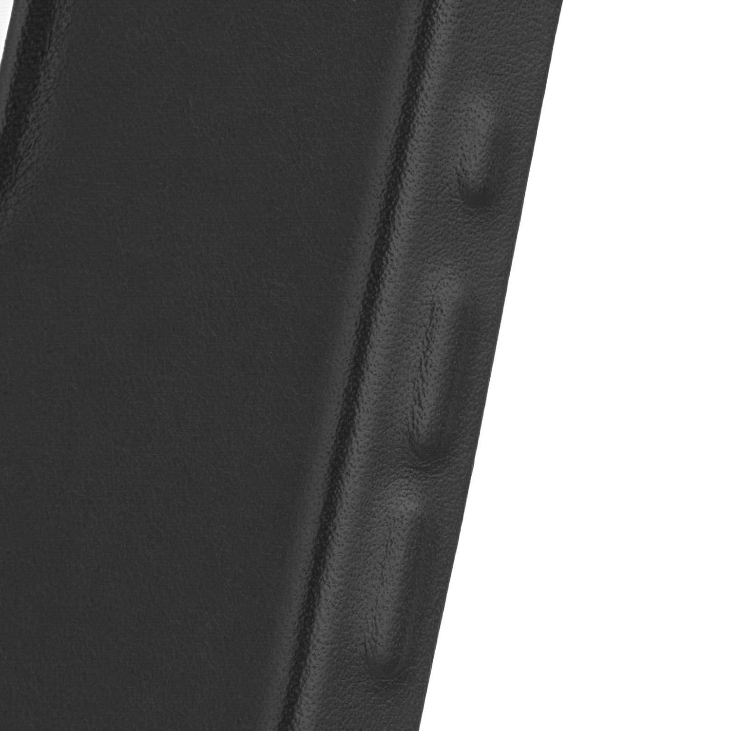 Чехол защитный uBear Capital Case для iPhone 16 Pro, черный