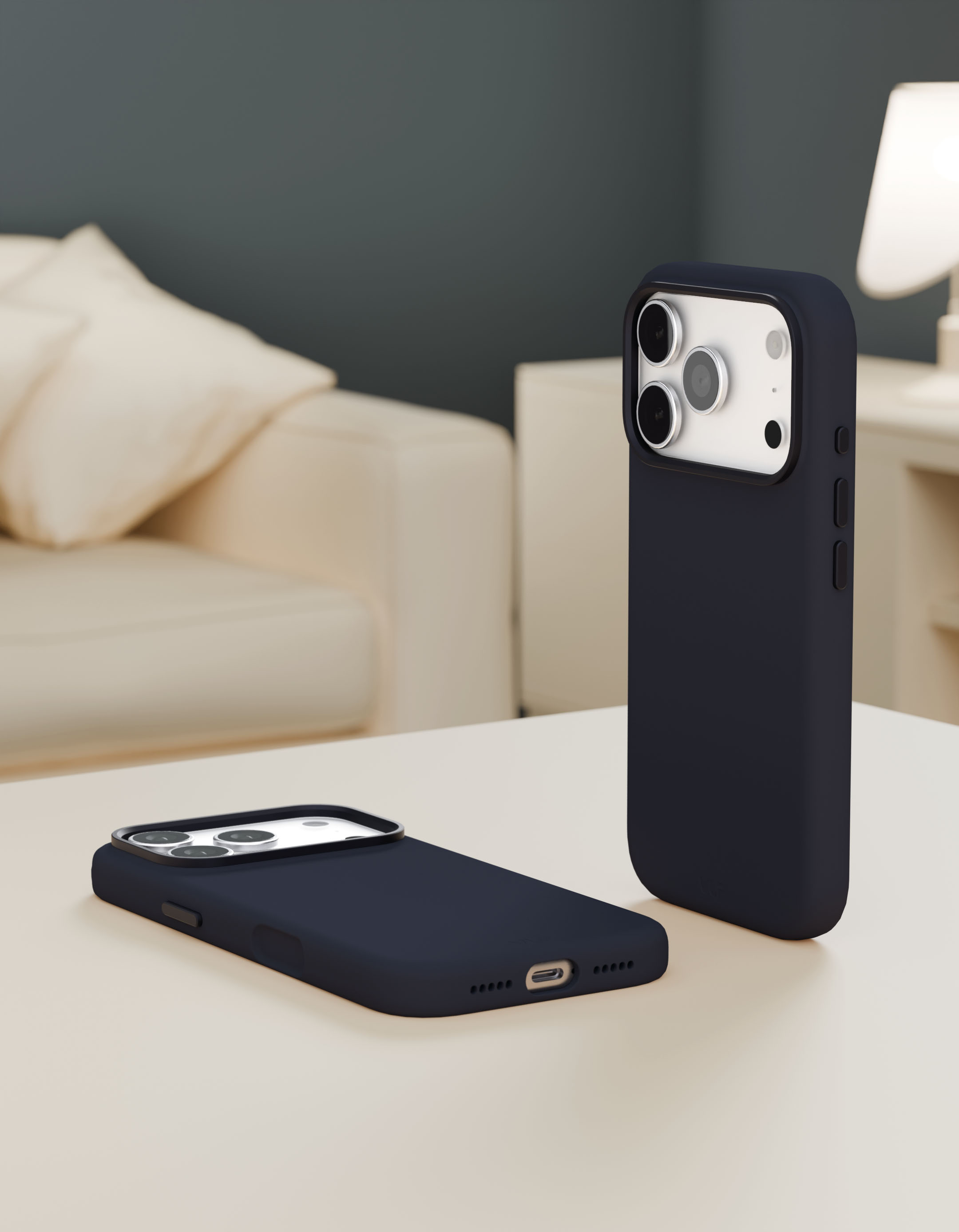 На фото изображено Чехол защитный VLP Aster Pro Case с MagSafe для iPhone 17 Pro Max, темно-синий