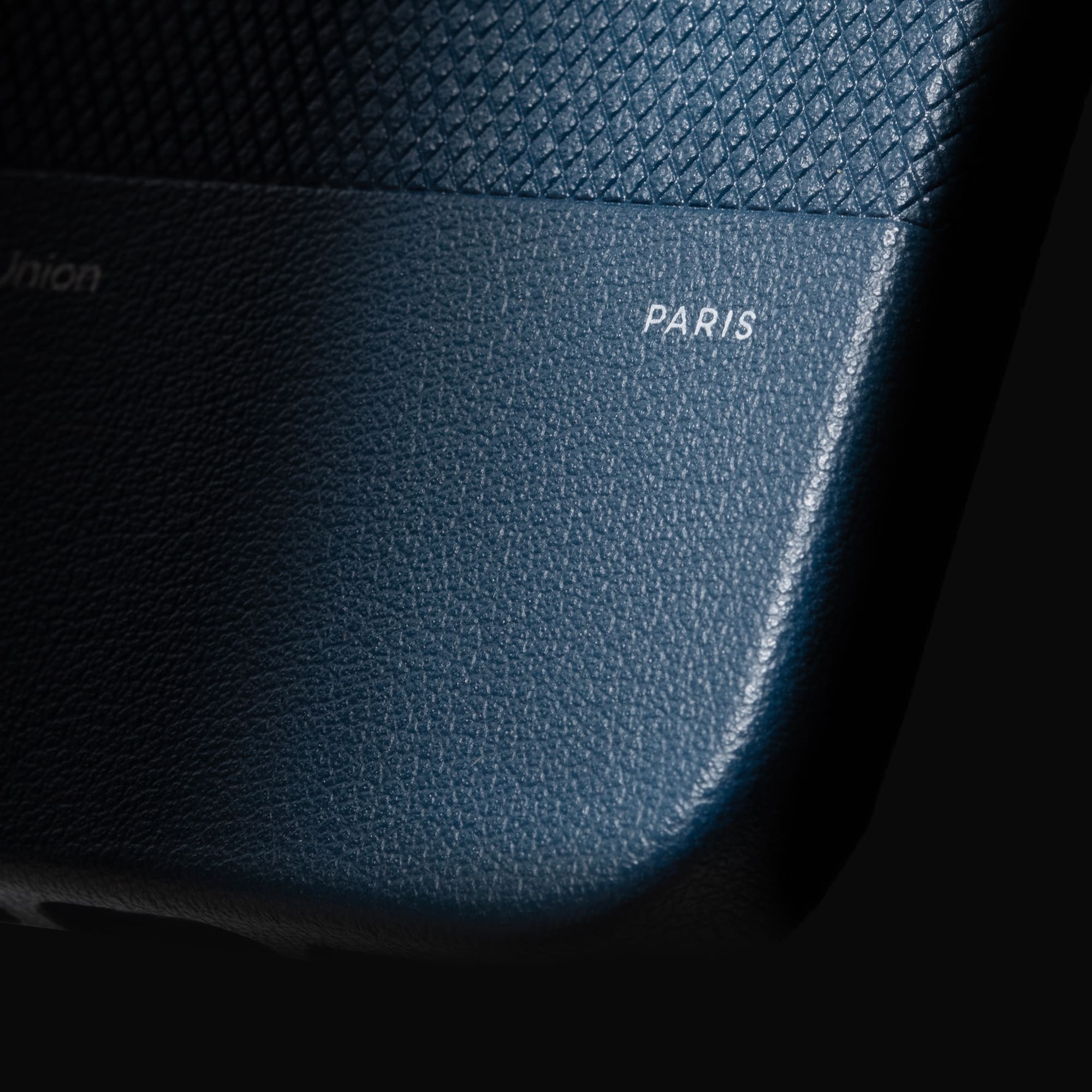 Чехол Native Union (RE)Classic Case MagSafe для iPhone 16 Pro Max, синий